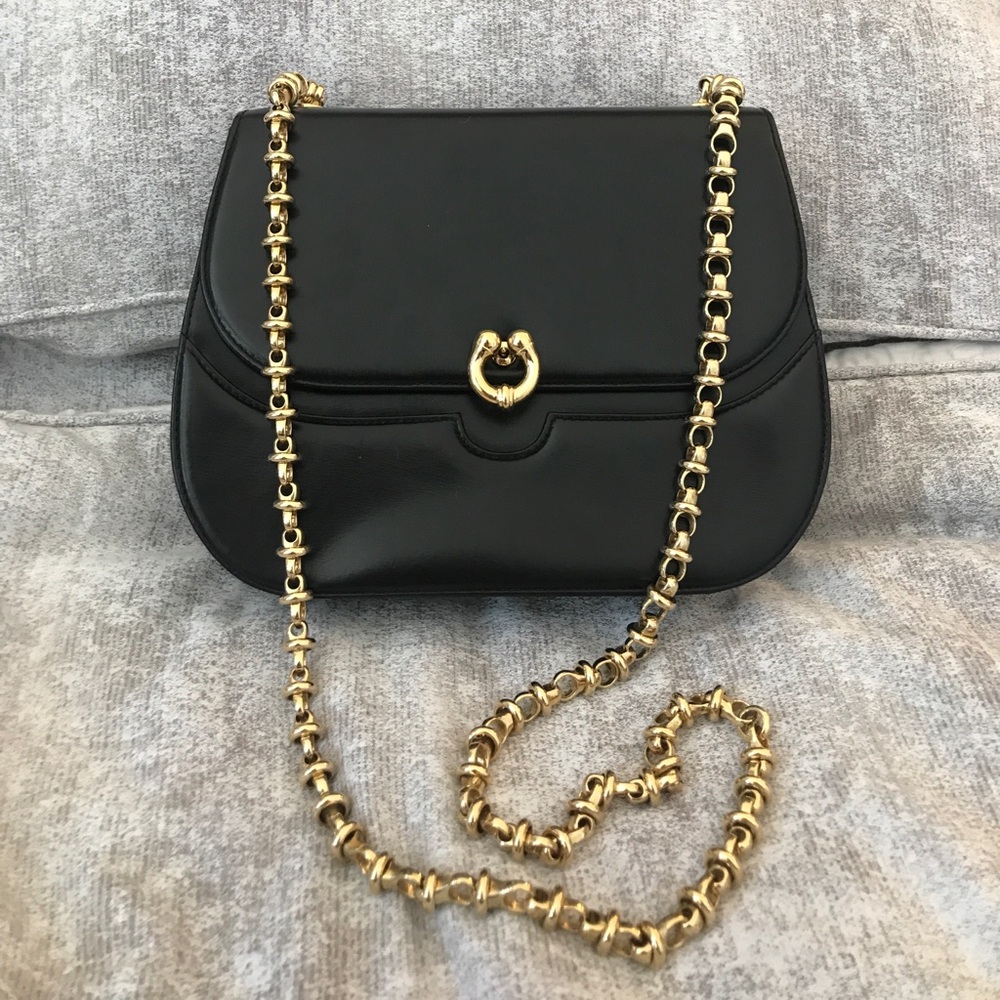 Black Gucci Excellent Condition black purse